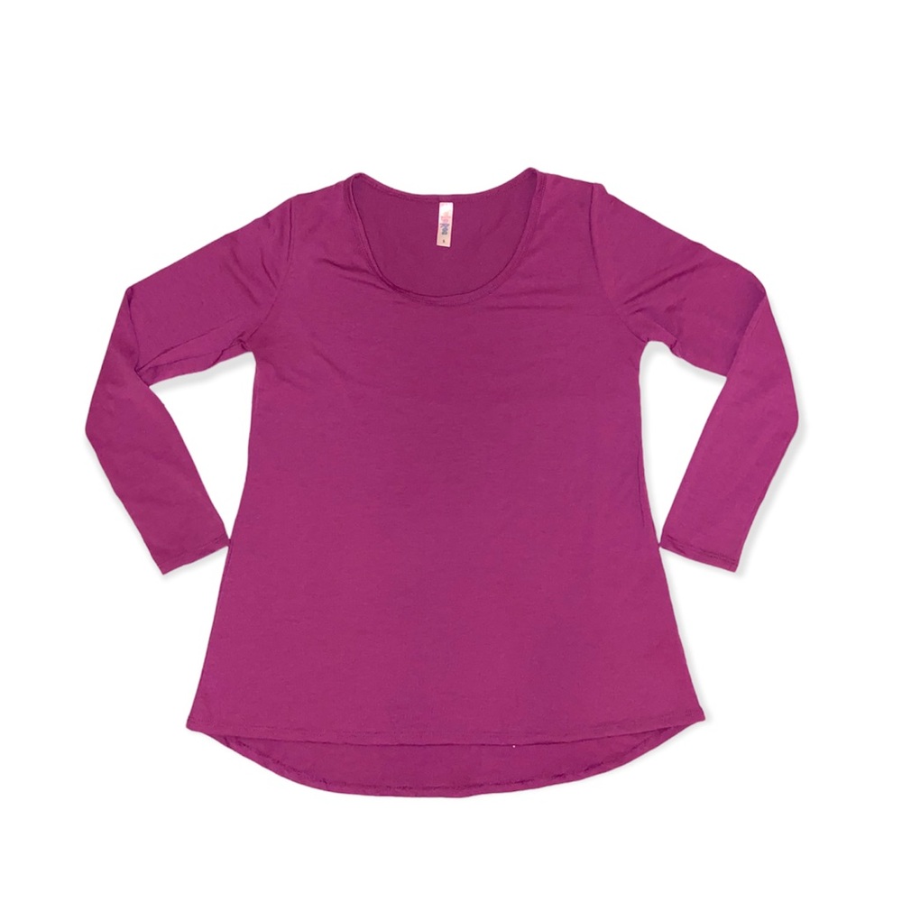 LuLaRoe woman’s Lynnae long sleeve shirt